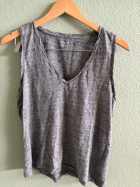 Madewell Sleeveless V-Neck Women's Tank in Heather Gray